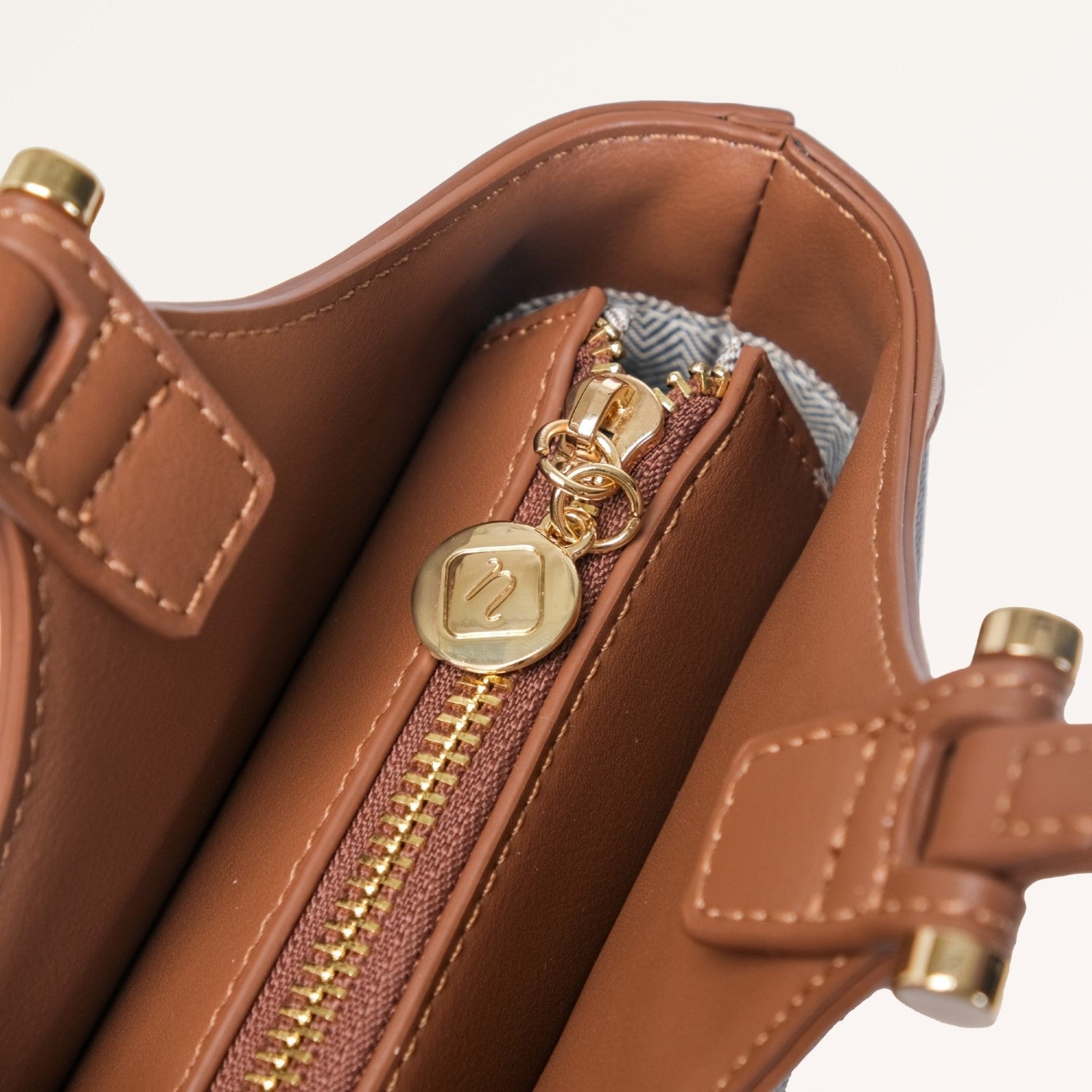 Terra Handbag With Sling