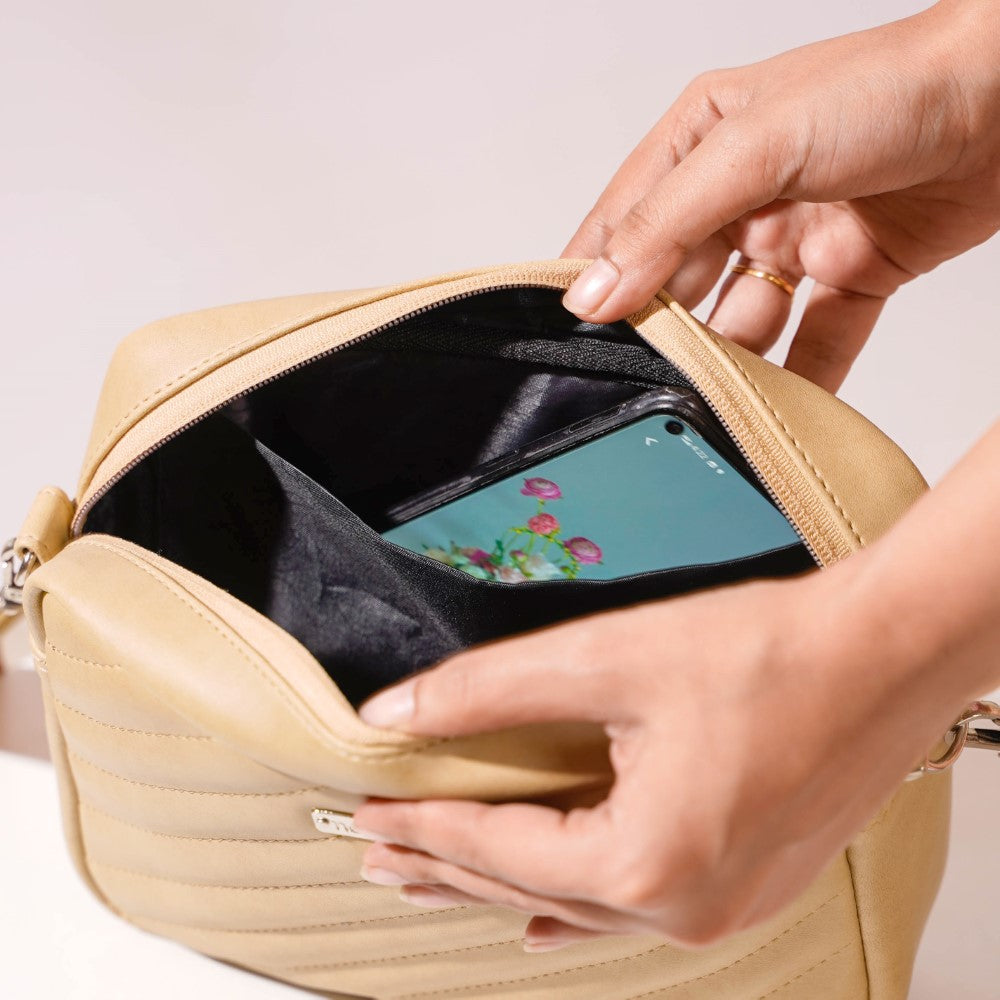 Crossbody Bag Beige