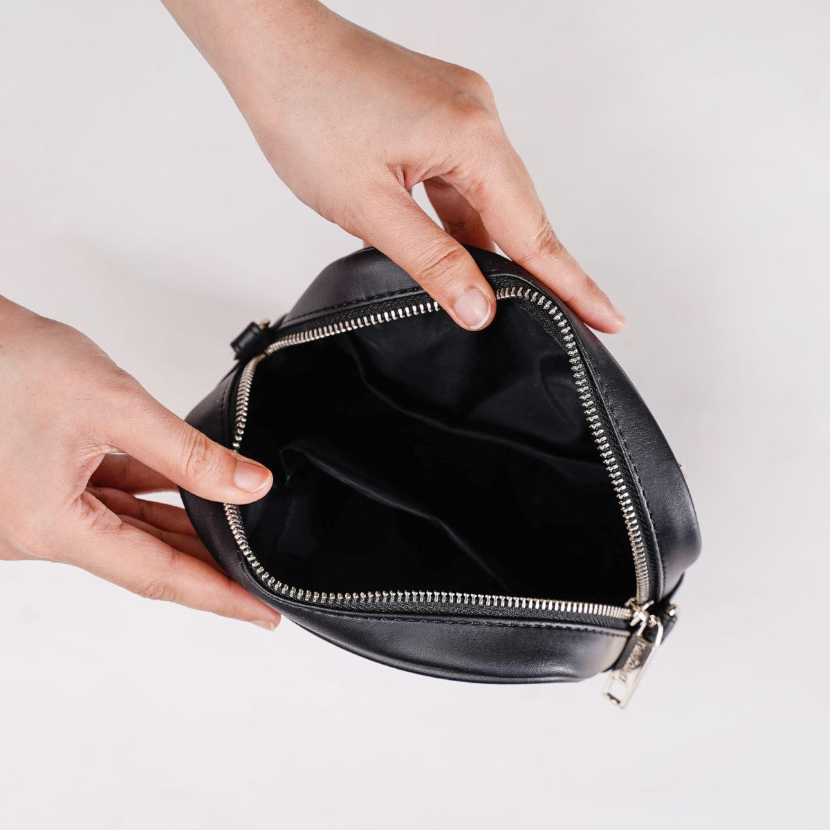 Luxe Crossbody Belt Bag Black