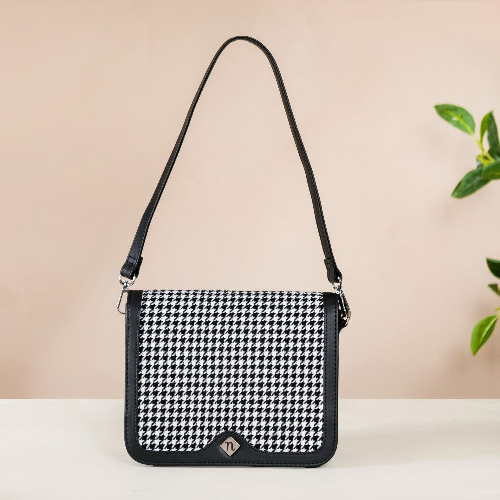 Go-To Shoulder Bag For Women Black Houndstooth