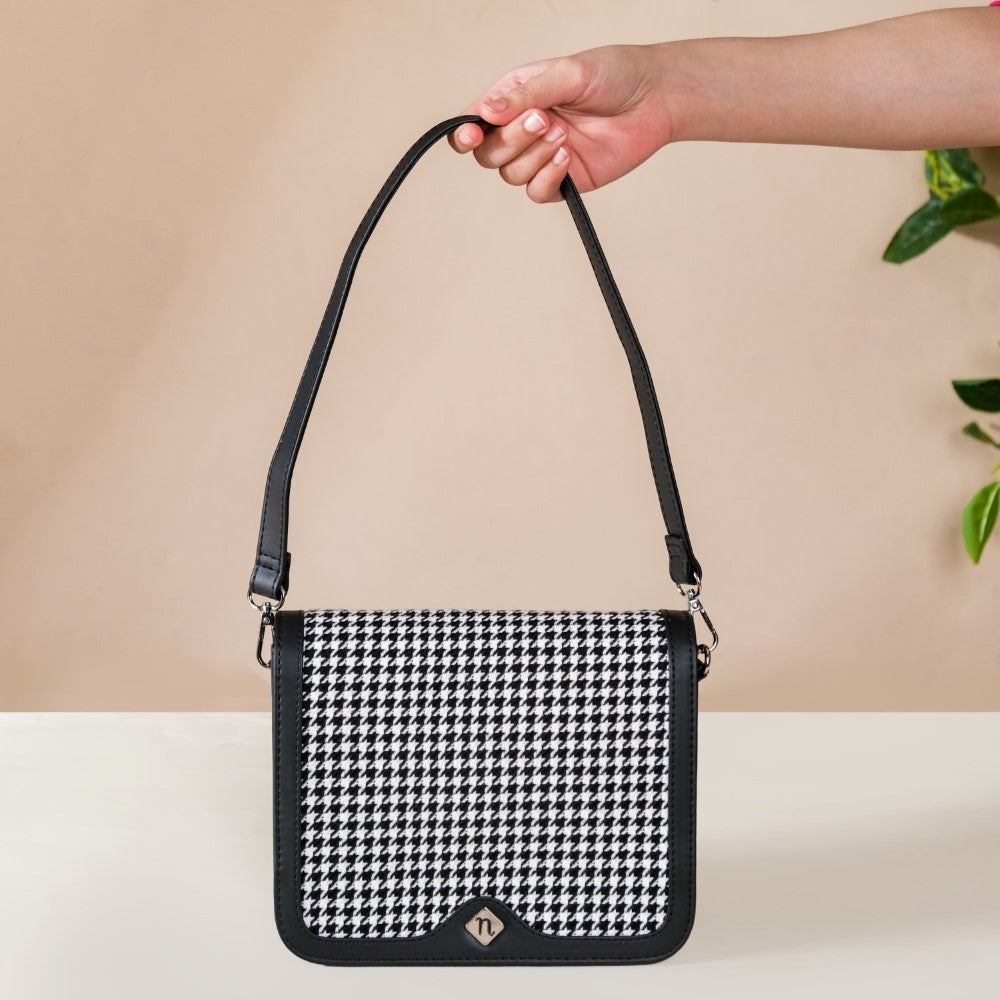 Go-To Shoulder Bag For Women Black Houndstooth