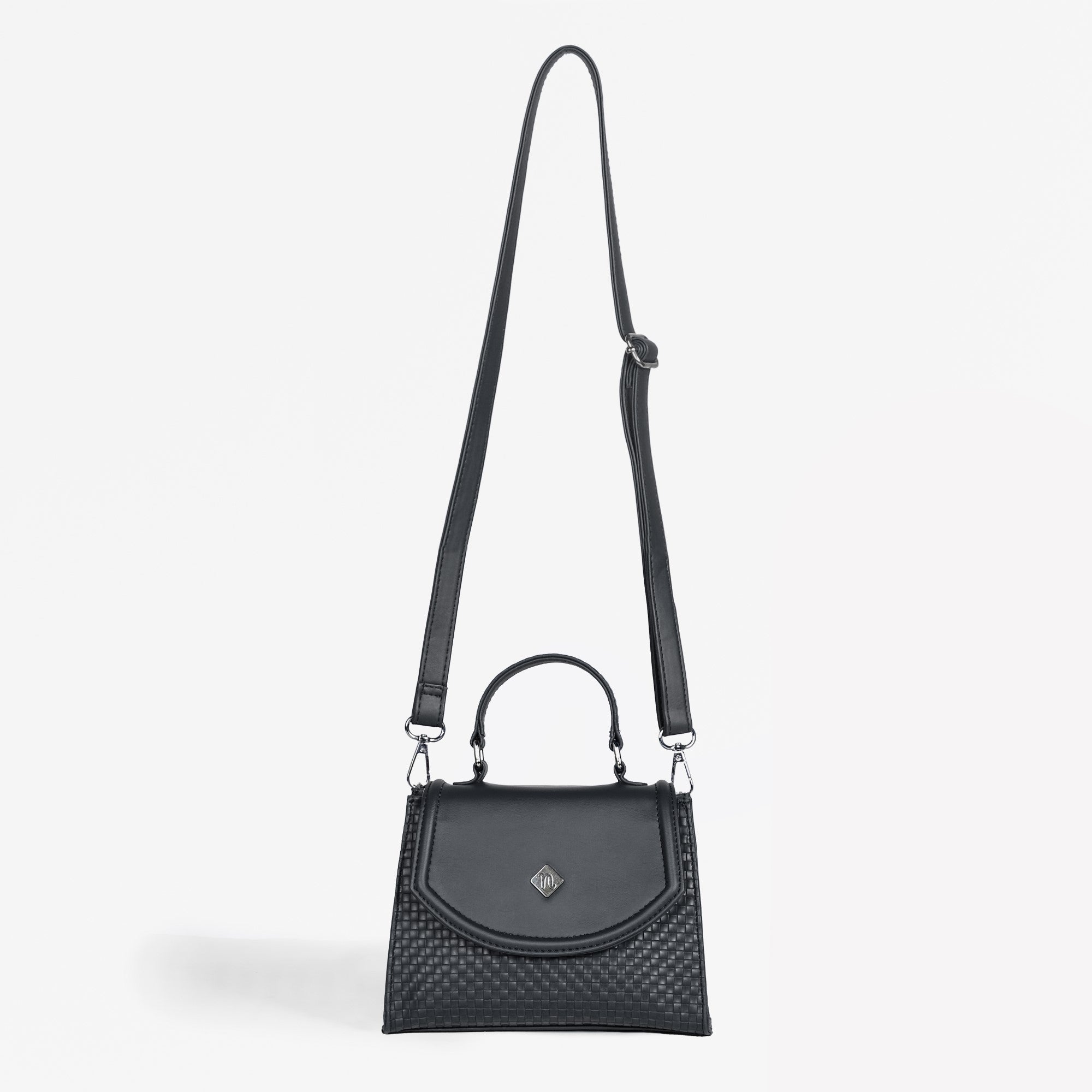 Soi Black Handheld Bag With Sling