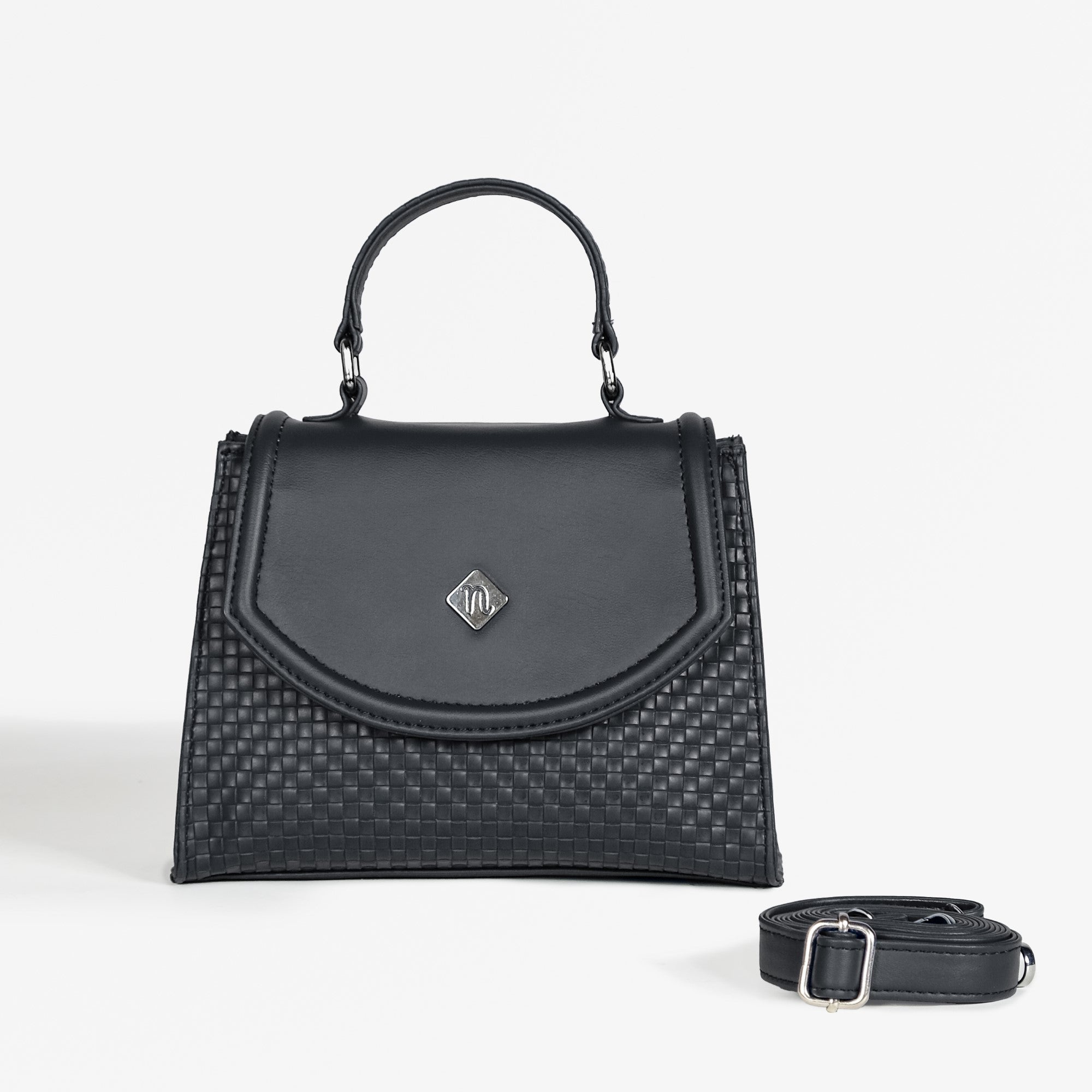 Soi Black Handheld Bag With Sling