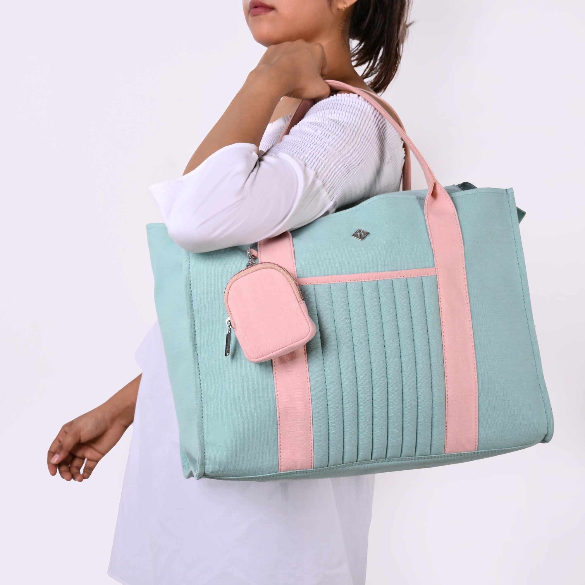 Sorella Mint Canvas Tote Bag With Coin Pouch