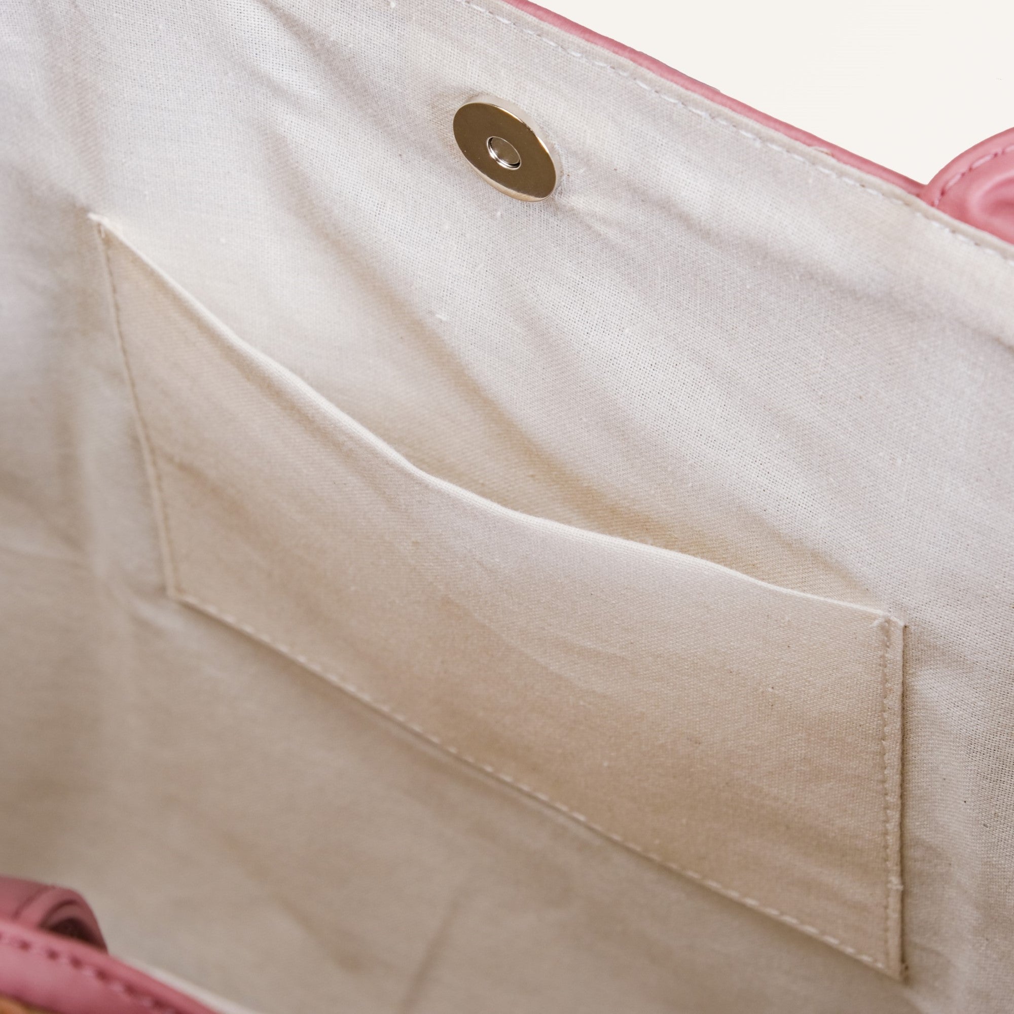 Sustainable BreezeBag Pink Tote