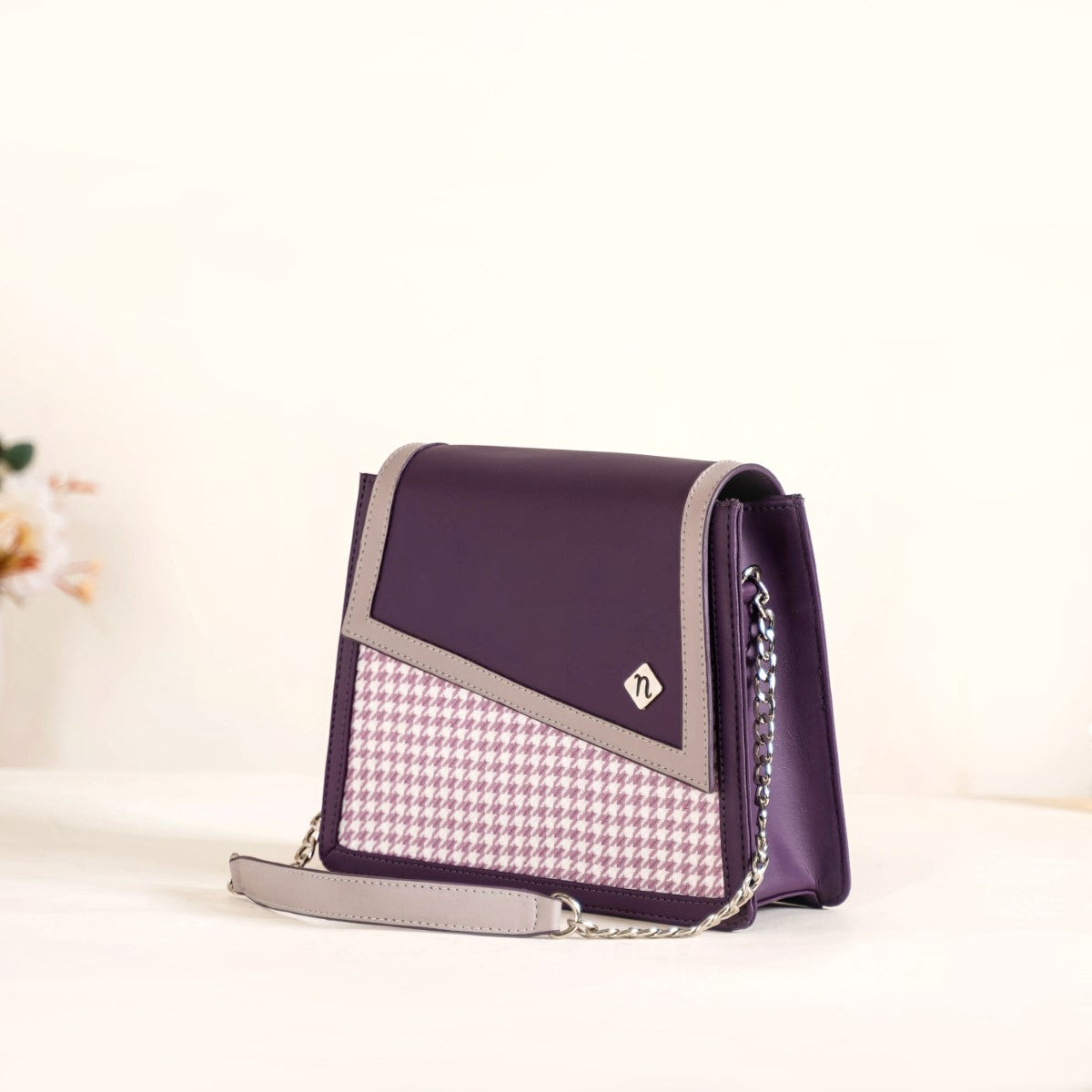 Houndstooth Diagonal Flap Handbag Purple